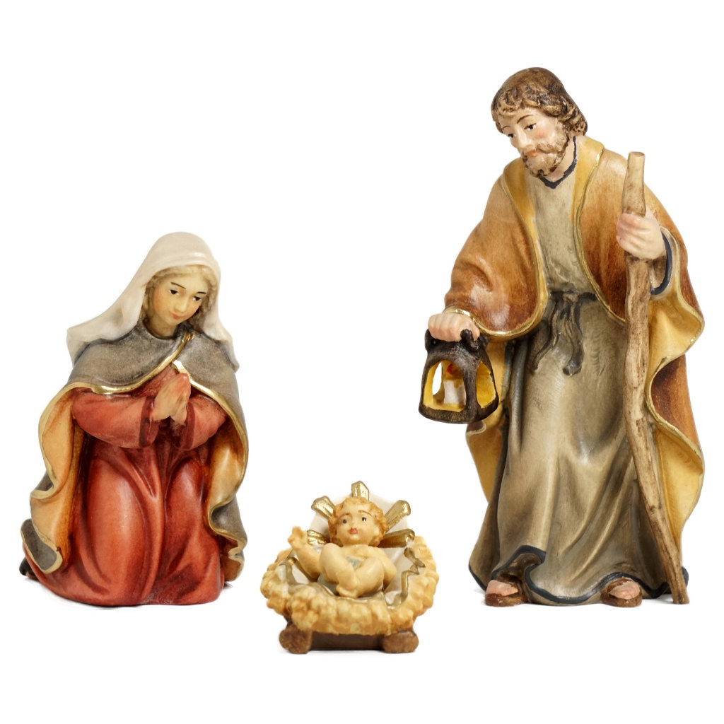 Heilige Familie aus der Krippenfigurenserie "Thomas Krippe". Entworfen vom Grödnertaler Holzschnitzer Christoph Ribesser. Aus Bergahorn geschnitzt und handbemalt